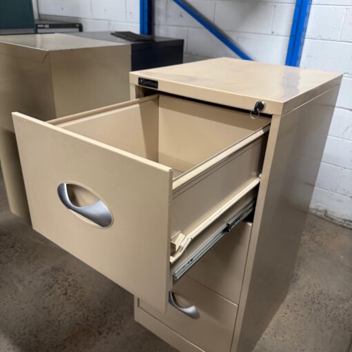 3 Drawer Filing Cabinet Excalibre - 1 available - Image 3
