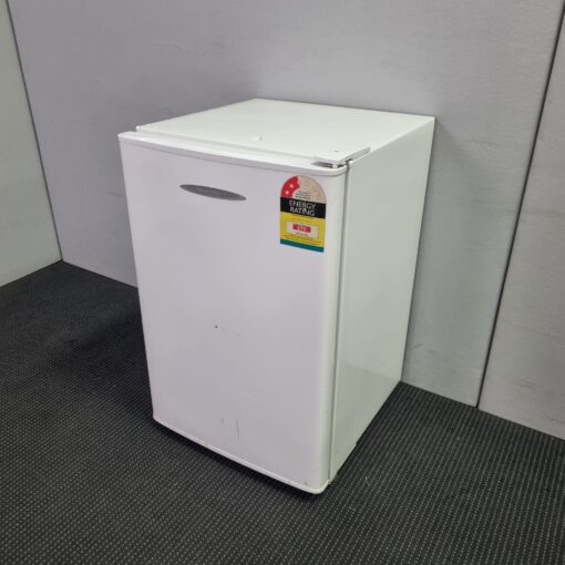 Fisher & Paykel P120 115L Bar Fridge - SOLD - Image 2