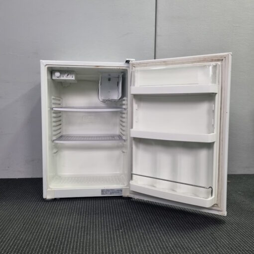 Fisher & Paykel P120 115L Bar Fridge - SOLD - Image 4