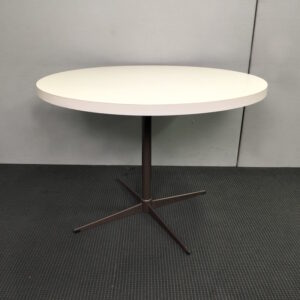 Round Table 1050D - 1 available