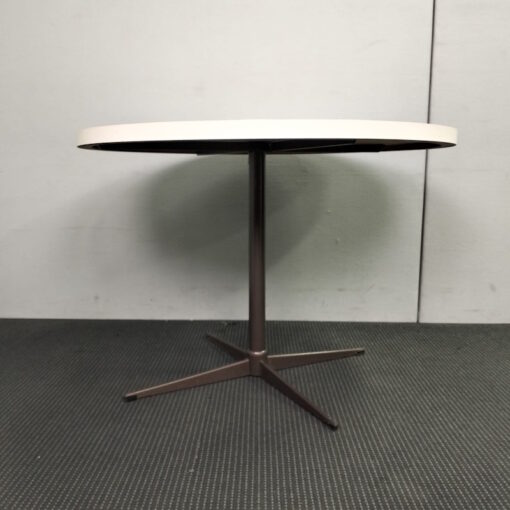 Round Table 1050D - 1 available - Image 2