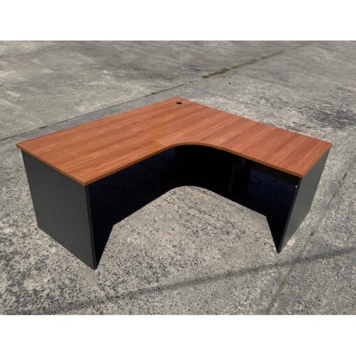 Corner Workstation - 2 sizes - 5 available