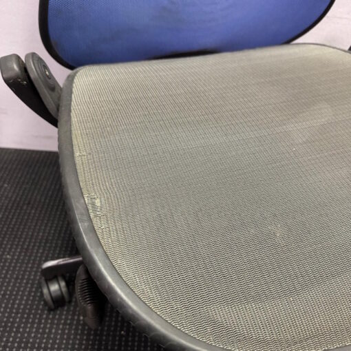 Herman Miller Mirra Chair - 1 available - Image 7