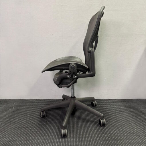 Herman Miller Aeron Office Chair Size B - SOLD - Image 3