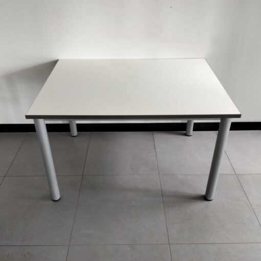 Table 1200 x 900 - SOLD