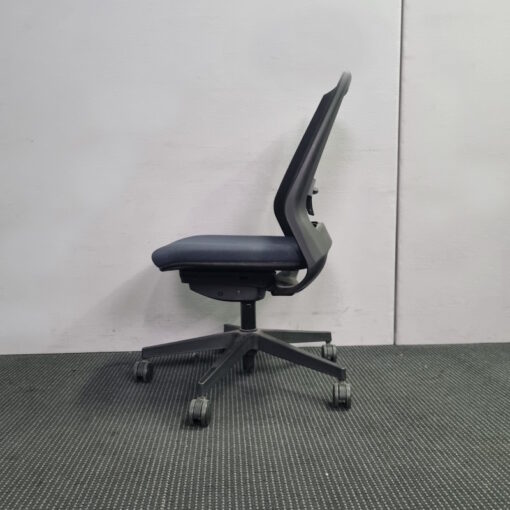 Mesh Back Office Chair - 4 available - Image 3