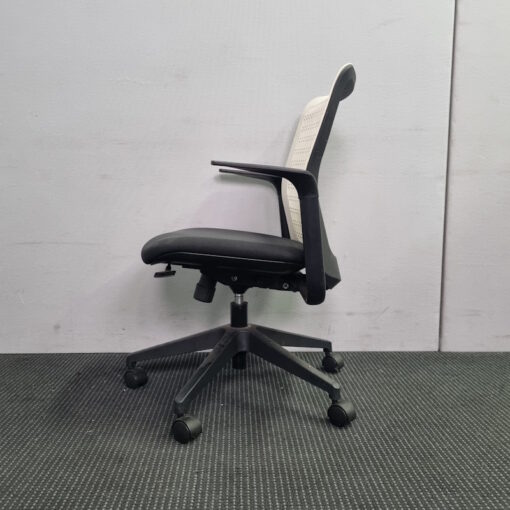 Office Chair - 1 available - Image 4
