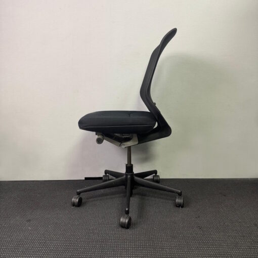 Vitra Mesh Back Gas Lift Chair - 8 available - Image 3