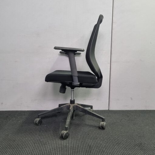 Mesh Back Office Chair - 1 available - Image 3