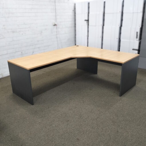 Corner Workstation 2100 x 1800 - 1 available - Image 2