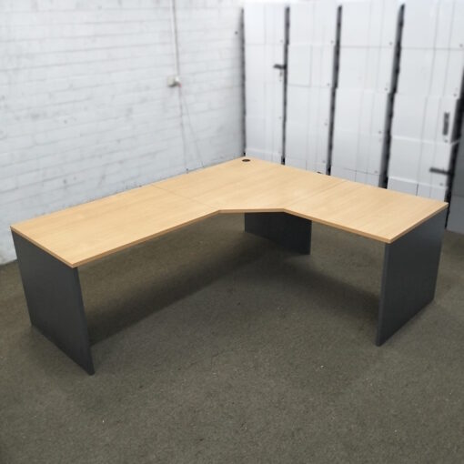 Corner Workstation 2100 x 1800 - 1 available - Image 3