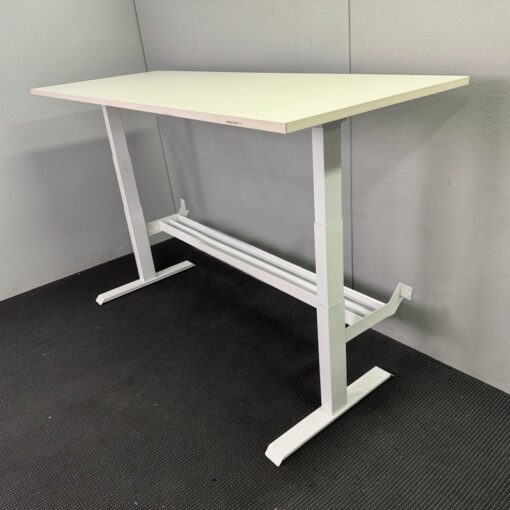 Electric Height Adjustable Desk 2000 x 750 - 3 available