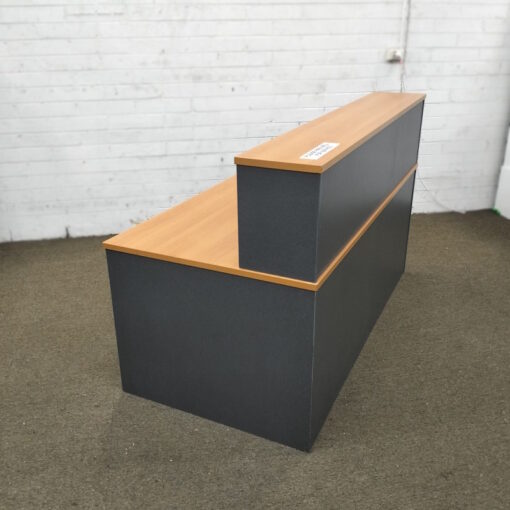 Reception Desk - 1 available - Image 4