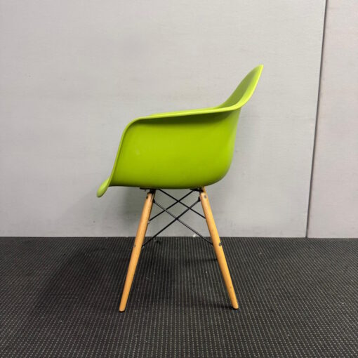 Replica Eames Plastic Tub Chair - 11 available - Image 3