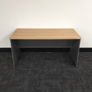 Straight Desk - 1500 x 750 - 14 available