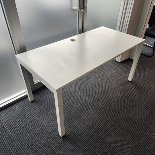 Straight Desk - 1500 x 750 - 2 available - Image 2