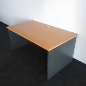 Straight Desk - 1500 x 900 - 8 available