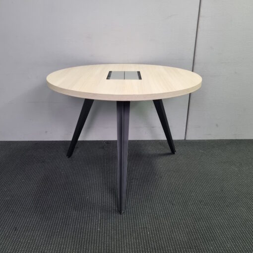 Round Meeting Table with Power Outlet - 1000mm in Diameter - 1 available