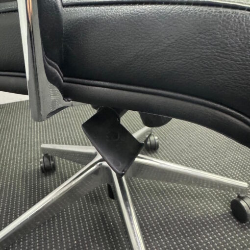 Leather Boardroom Chair by Stylecraft - 12 available - Image 7
