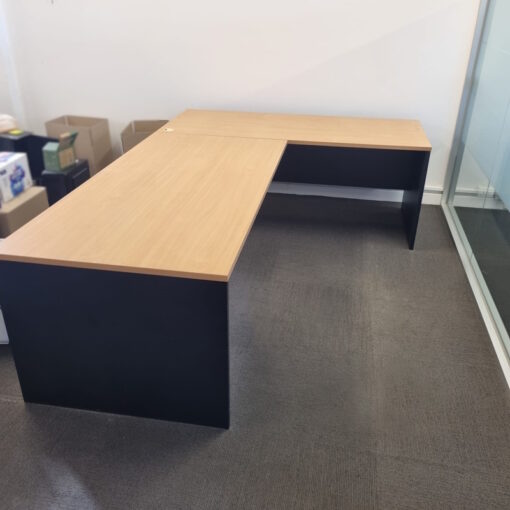 Desk and Return - 1800 x 2550 - 2 available - Image 2
