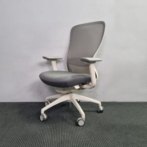 Zenith VOX Task Chair - 6 available - Image 2