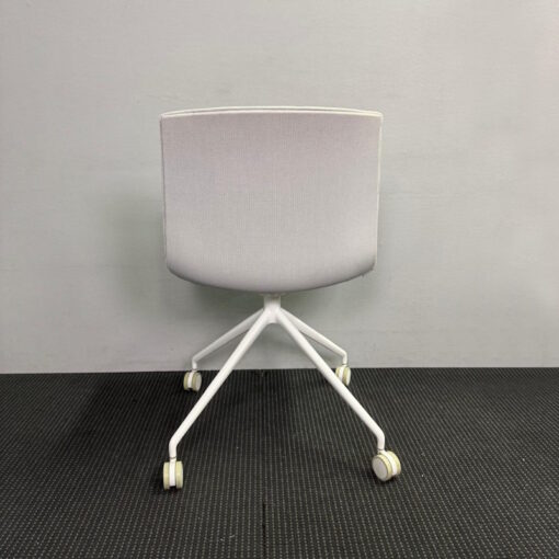 Catifa 46 4 Way Castor & Swivel Chair by Arper - 65 available - Image 7