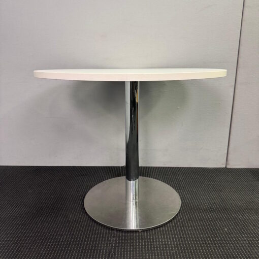Round Table - 900mm in Diameter - 1 available - Image 3