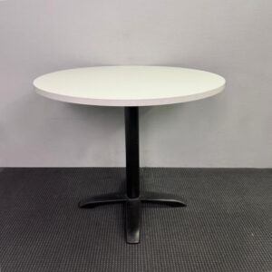 Round Table - 900mm in Diameter - 1 available