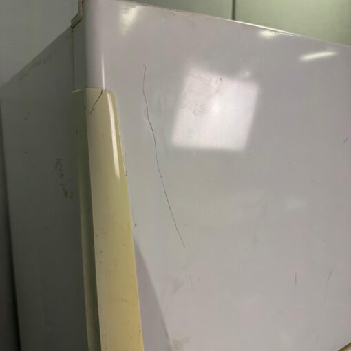 Westinghouse RJ422V-R Top Mount Fridge - 1 available - Image 10