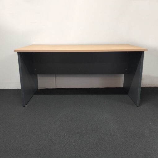 Straight Desk - 1500 x 750 - 1 available - Image 3