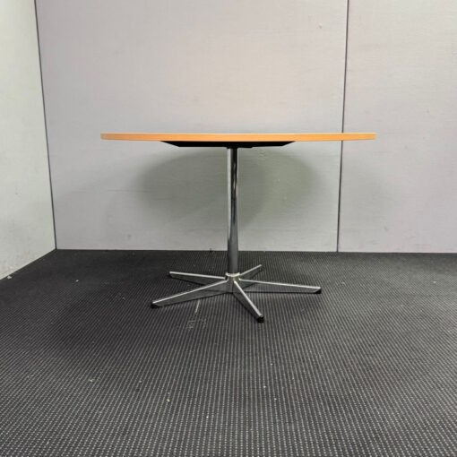 Round Table 1200D - 1 available - Image 2