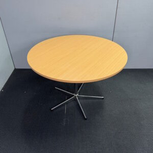 Round Table 1200D - 1 available