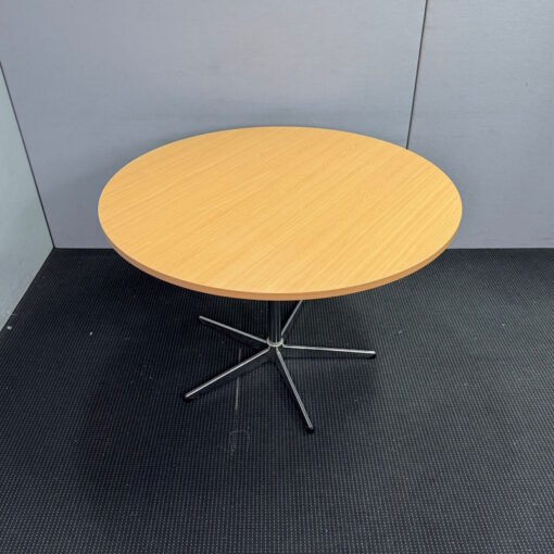 Round Table 1200D - 1 available