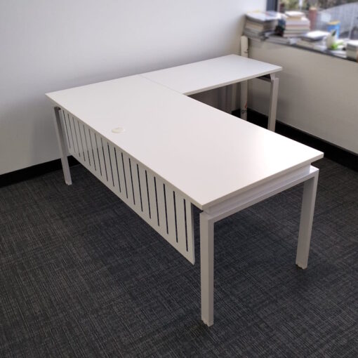 Desk and Return - 1800 x 1750 - 2 available