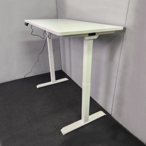 New Electric Height Adjustable Desk 1400 x 700 - 4 available
