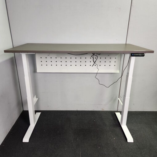 Electric Height Adjustable Desk 1600 x 750 - 1 available