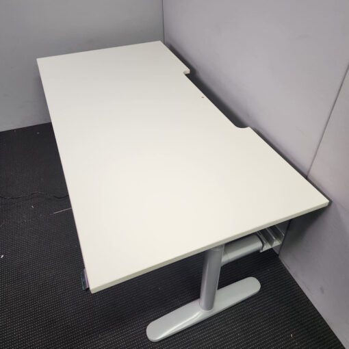 Electric Height Adjustable Desk 1800 x 900 - 1 available - Image 3