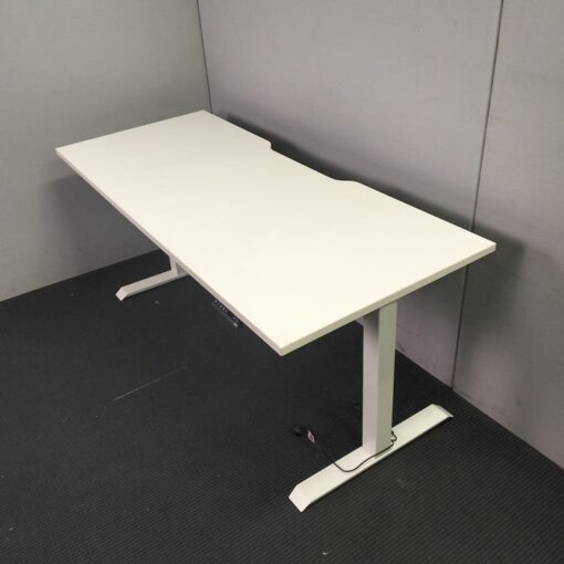 Electric Height Adjustable Desk 1800 x 750 - SOLD - Image 3
