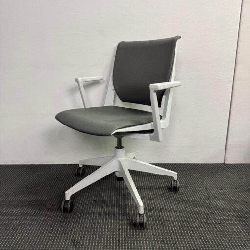 Haworth Very Conference Chair - 12 available - Image 2