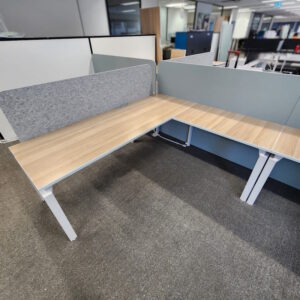 Desk and Return - 2100 x 1800 - 20 available