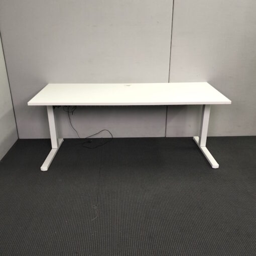 Electric Height Adjustable Desk 1800 x 750 - 2 available - Image 4