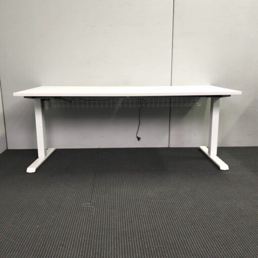 Electric Height Adjustable Desk 1800 x 800 - 3 available - Image 2