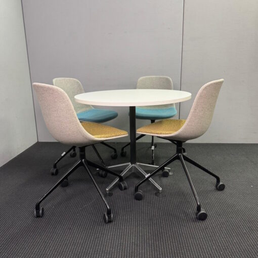 4-Way Castor & Swivel Office Chair - 20 available - Image 8
