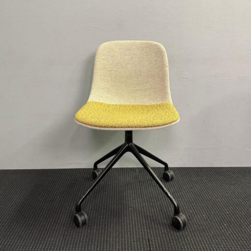4-Way Castor & Swivel Office Chair - 20 available - Image 4