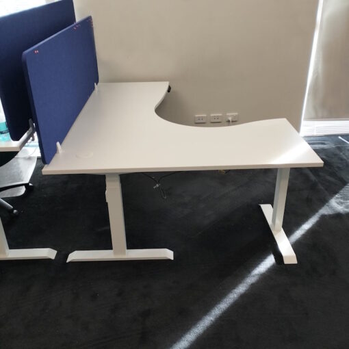 Electric Height Adjustable Corner Workstation 1800 x 1500 - 4 available - Image 3
