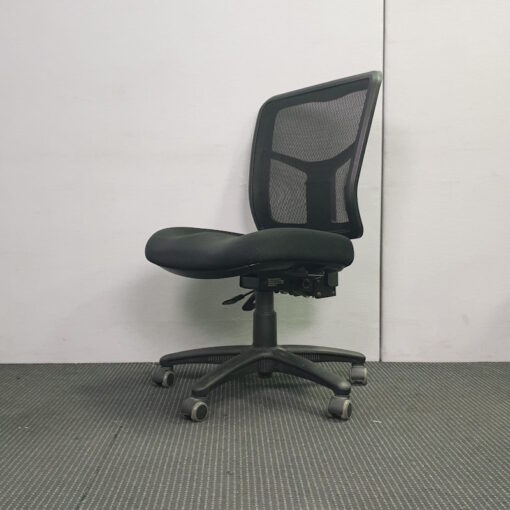 Stateline Mesh Back Office Chair - 4 available - Image 2