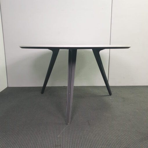 Round Table - 1300mm in Diameter - 1 available - Image 3