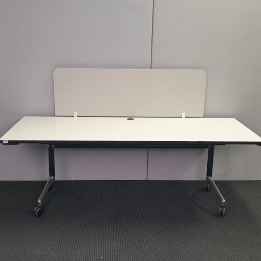 Desk Partition 1490 x 470 - 18 available - Image 2