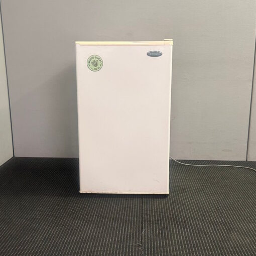 Westinghouse RA140S-R Bar Fridge - 1 available