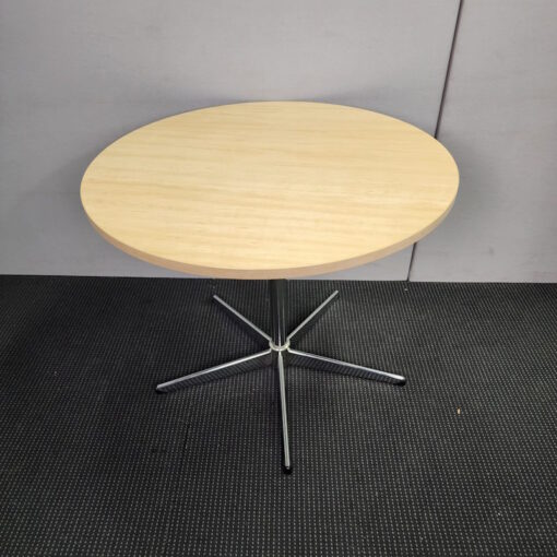Round Table 900mm in Diameter - 1 available